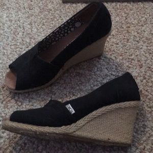 Toms Wedges